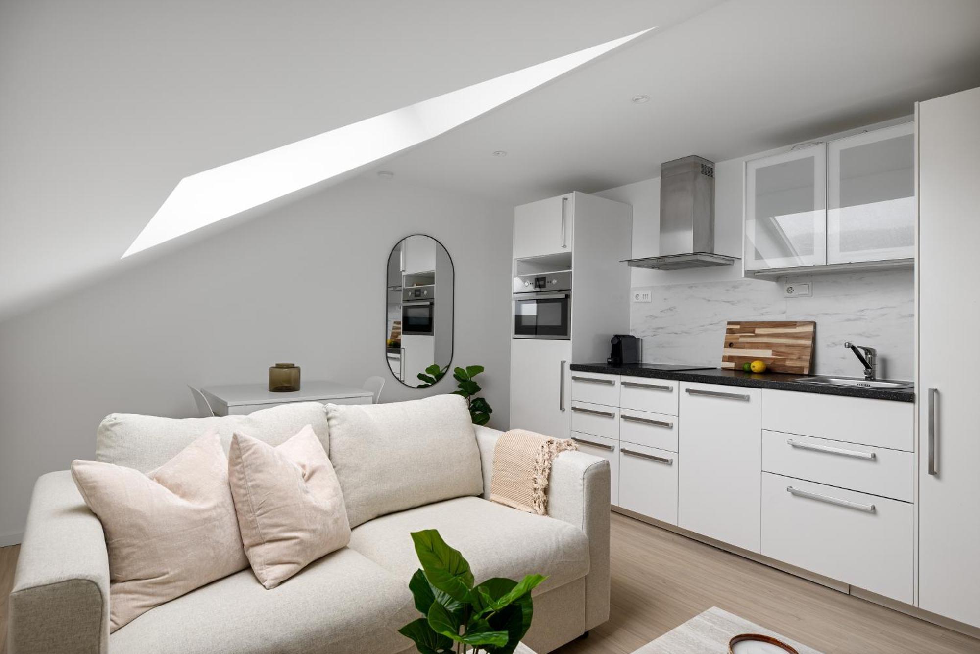 Quiet Area - Sun Terrace - Mountain Views *